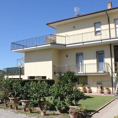 Agriturismo Casale Del Contadino Bolsena Exteriör bild