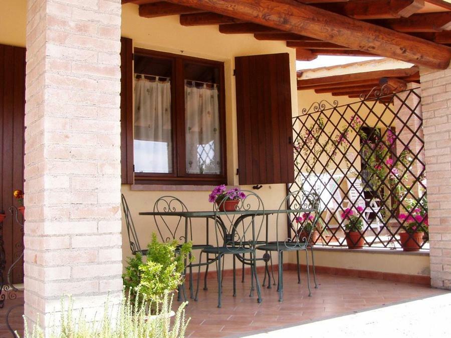 Agriturismo Casale Del Contadino Bolsena Exteriör bild