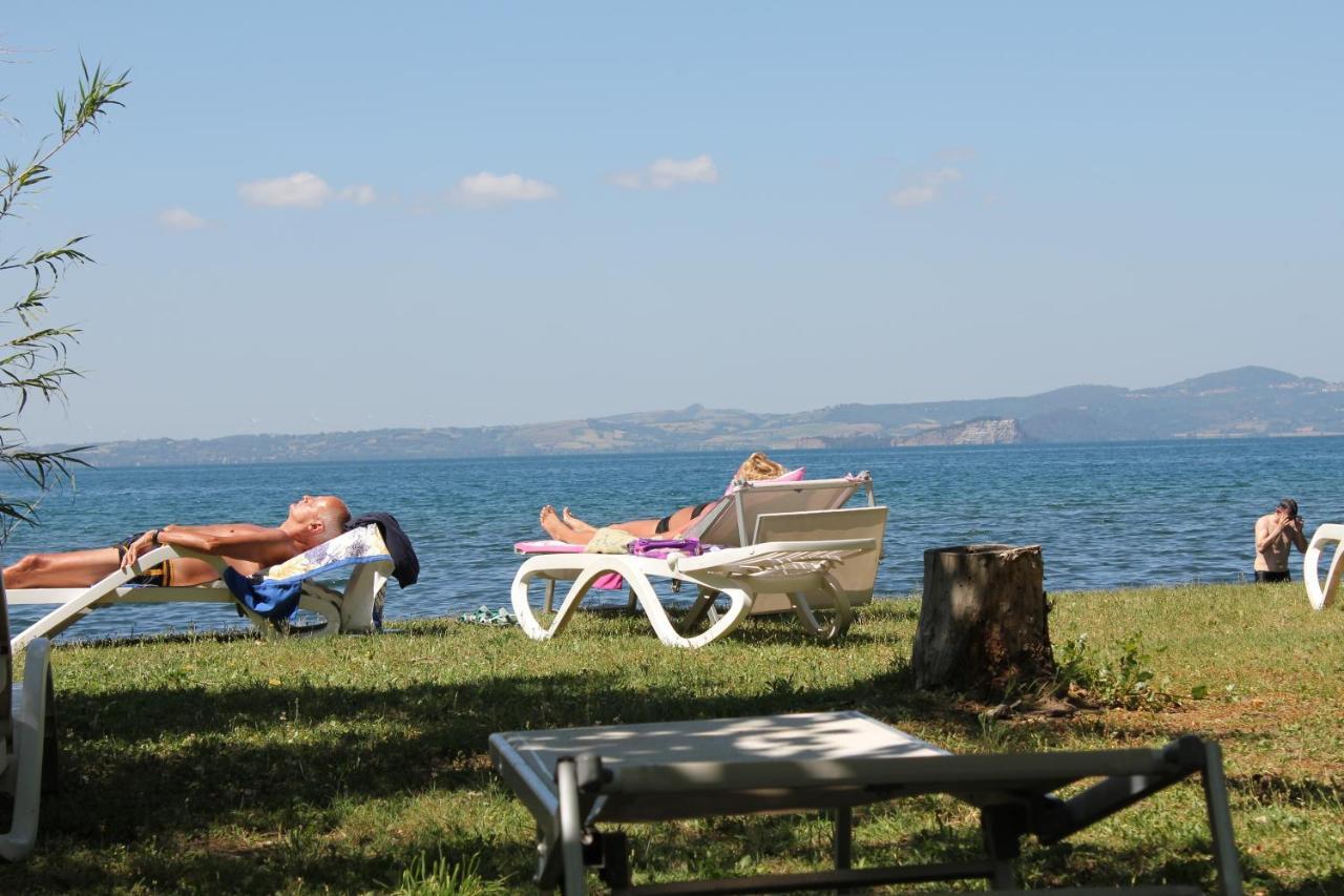 Agriturismo Casale Del Contadino Bolsena Exteriör bild