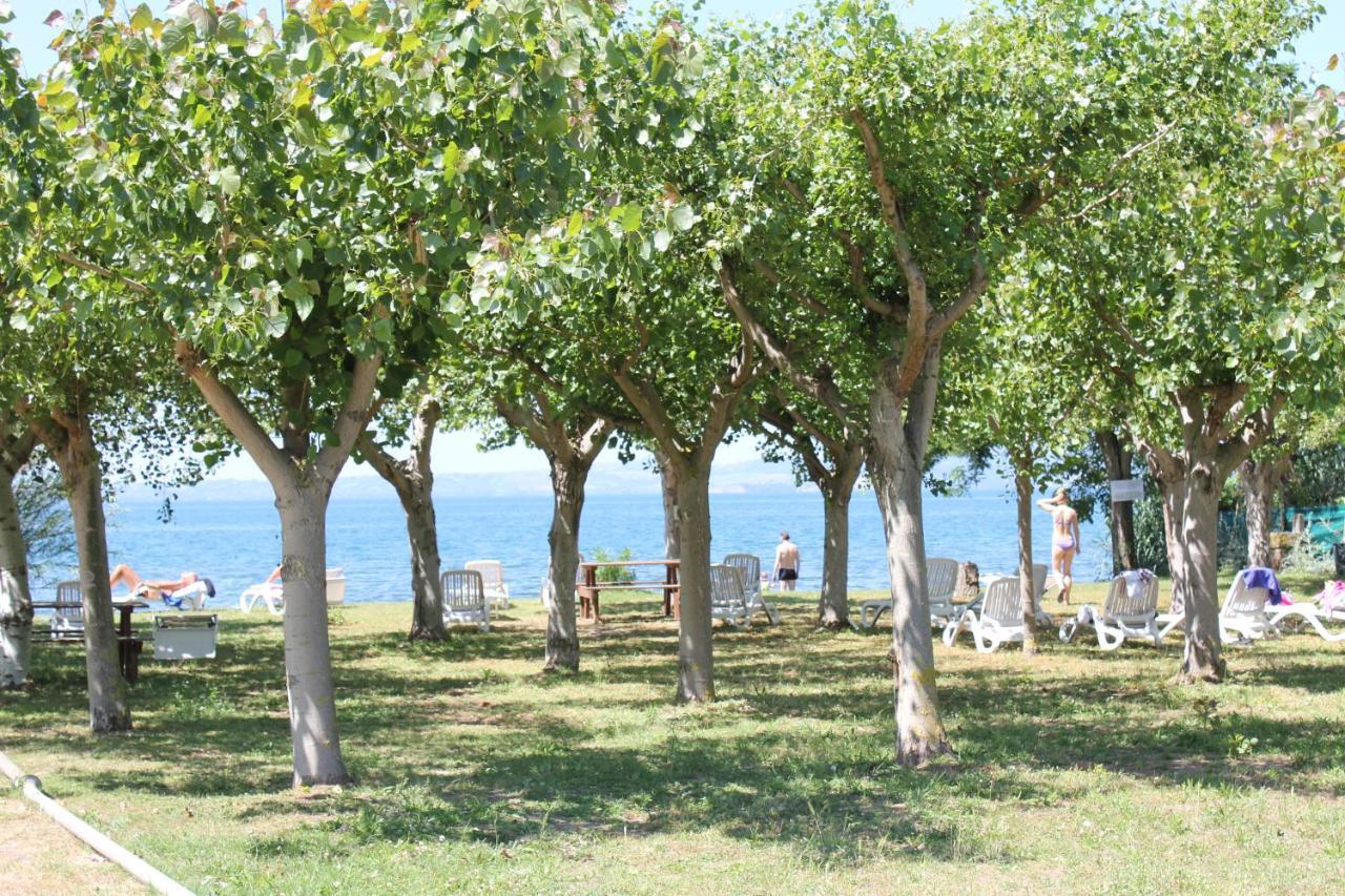 Agriturismo Casale Del Contadino Bolsena Exteriör bild